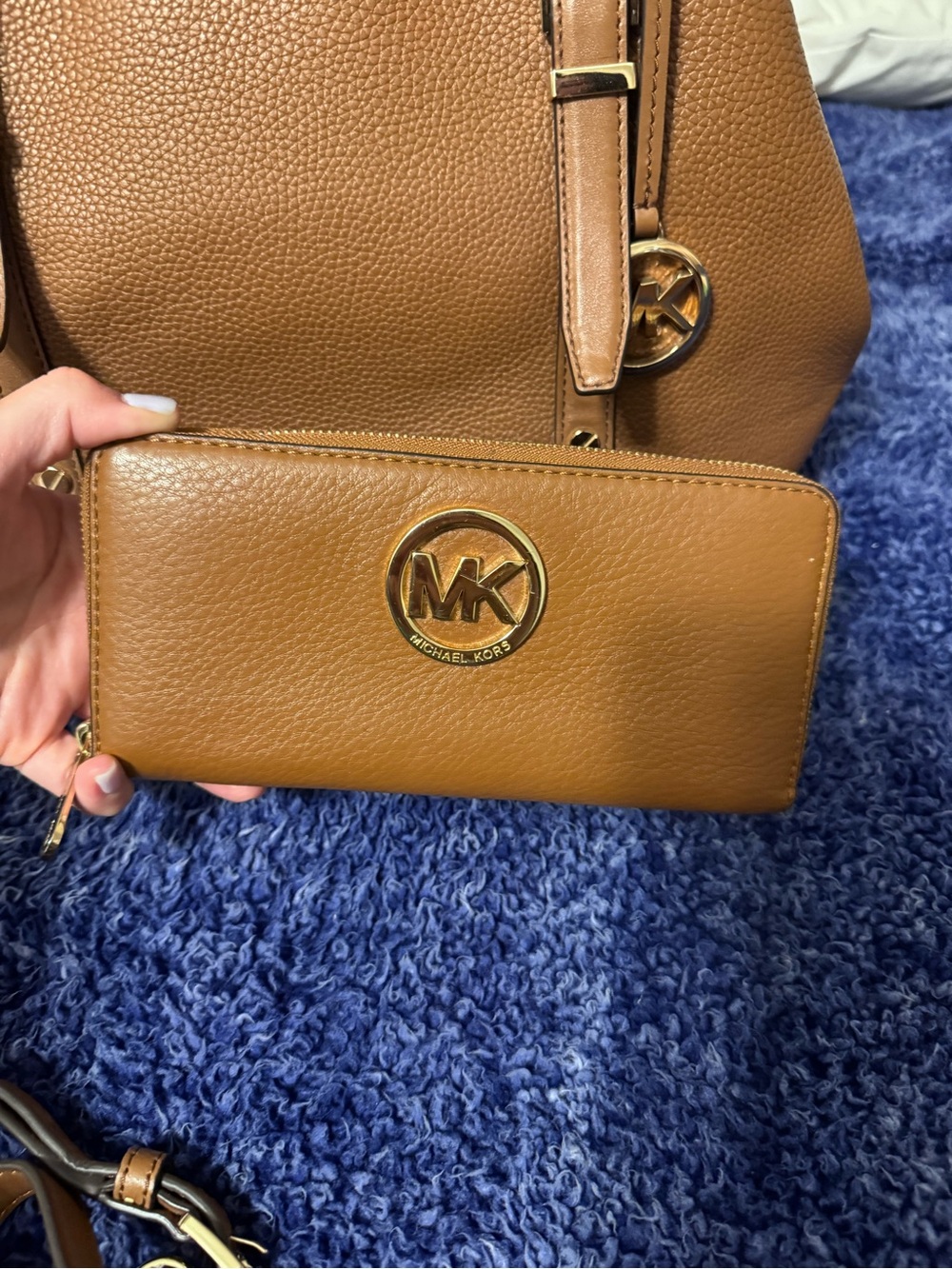 Michael Kors Bedford Legacy Leather Tote Bag with Matching Wallet - Picture 4 of 7